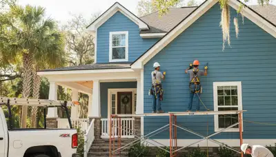Vinyl siding installation for Jacksonville, FL homes by a professional siding contractor
