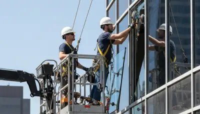 Window repair service in Jacksonville, FL for cracked glass, drafts, and leaking seals